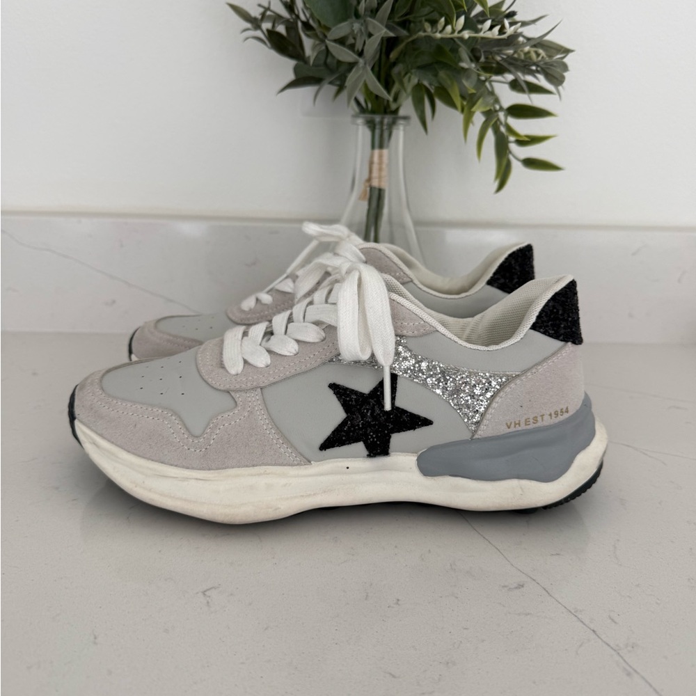 Vintage Havana White Gray Silver Run Sneakers